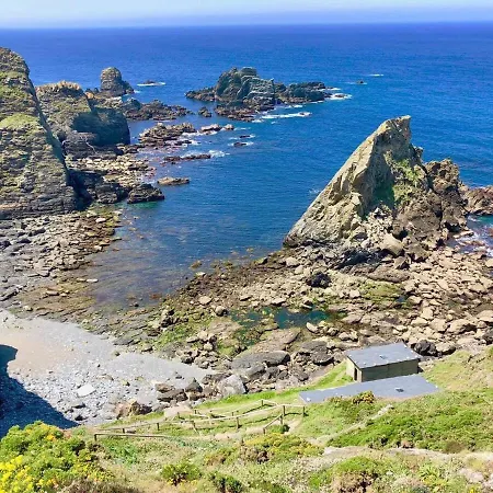 Obarqueiro - El Descanso Del Peregrino * Porto do Barqueiro